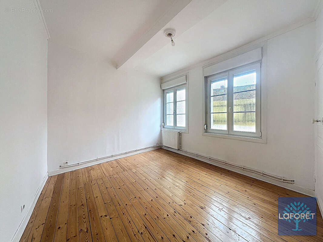 Maison Bourgeoise Valenciennes 8 pièce(s) 164 m2 - photo 8
