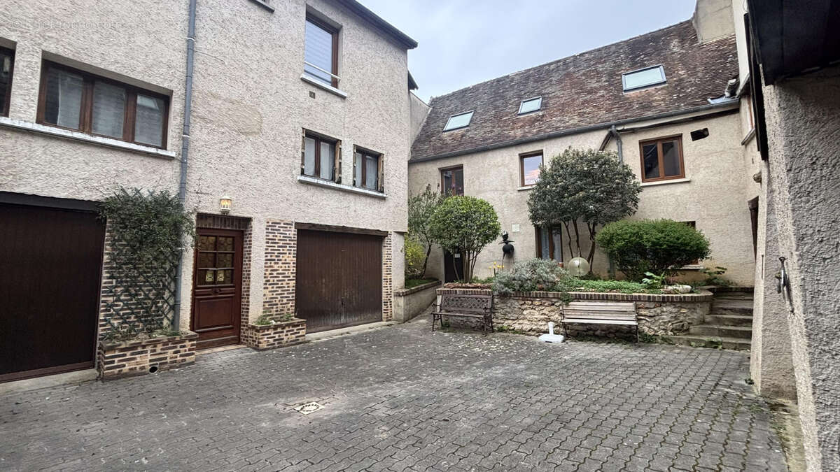Studio centre neauphle le chateau - photo 8