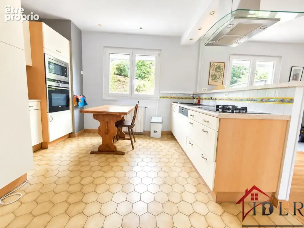 Maison familiale 166 m2   5 chambres, 2 salles d'eau entière - photo 10
