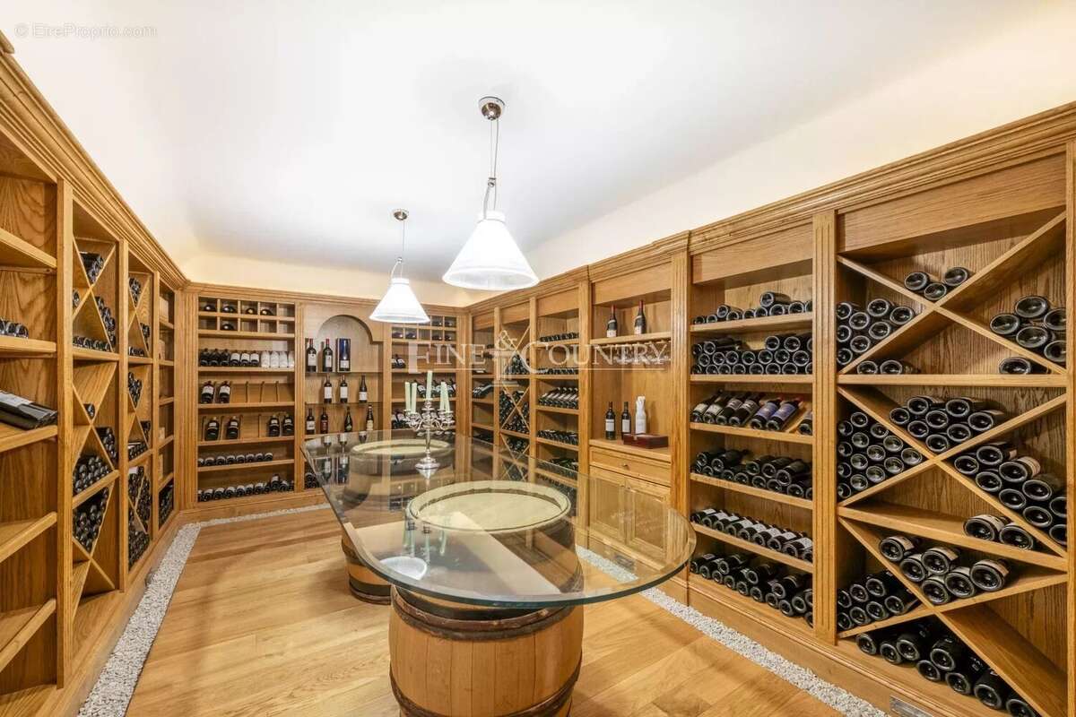 Maison à MANDELIEU-LA-NAPOULE