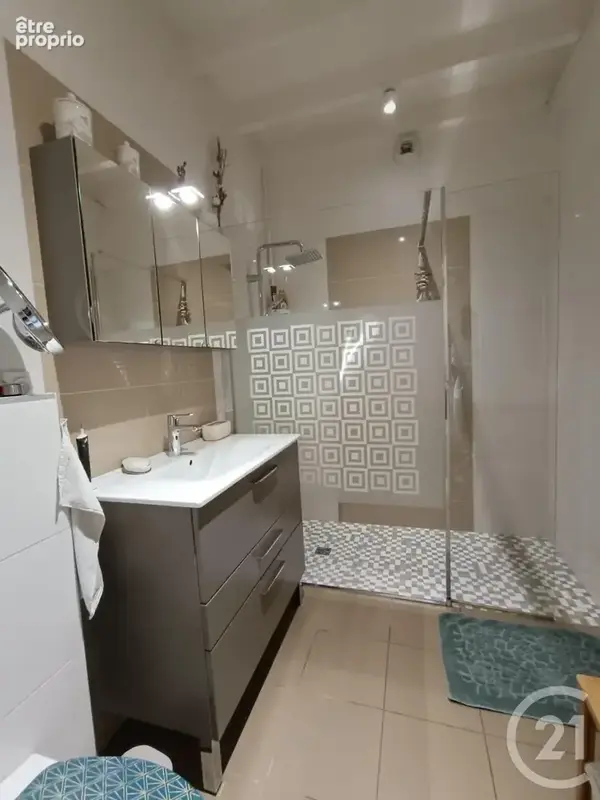 Maison 5 pièces 129 m² à vendre à Les Eglisottes-Et-Chalaures (33230) - photo 4