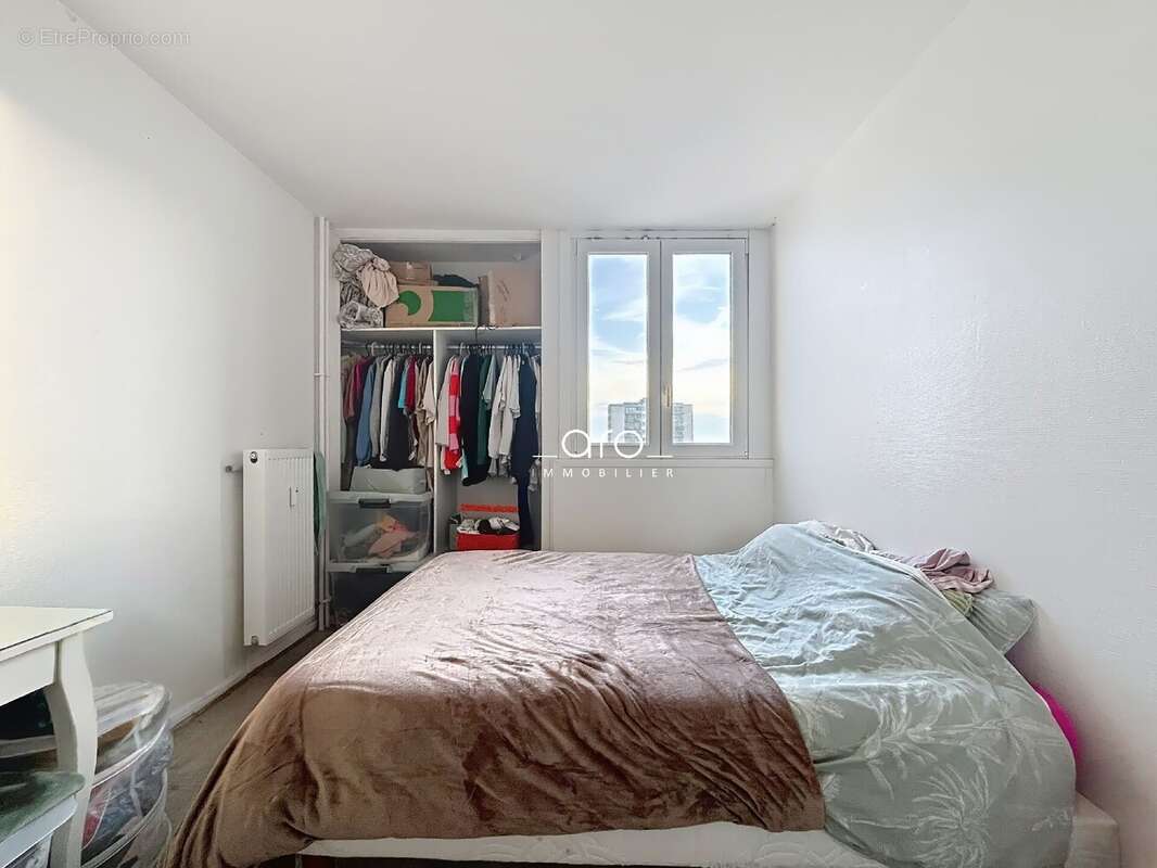 Appartement à MONS-EN-BAROEUL