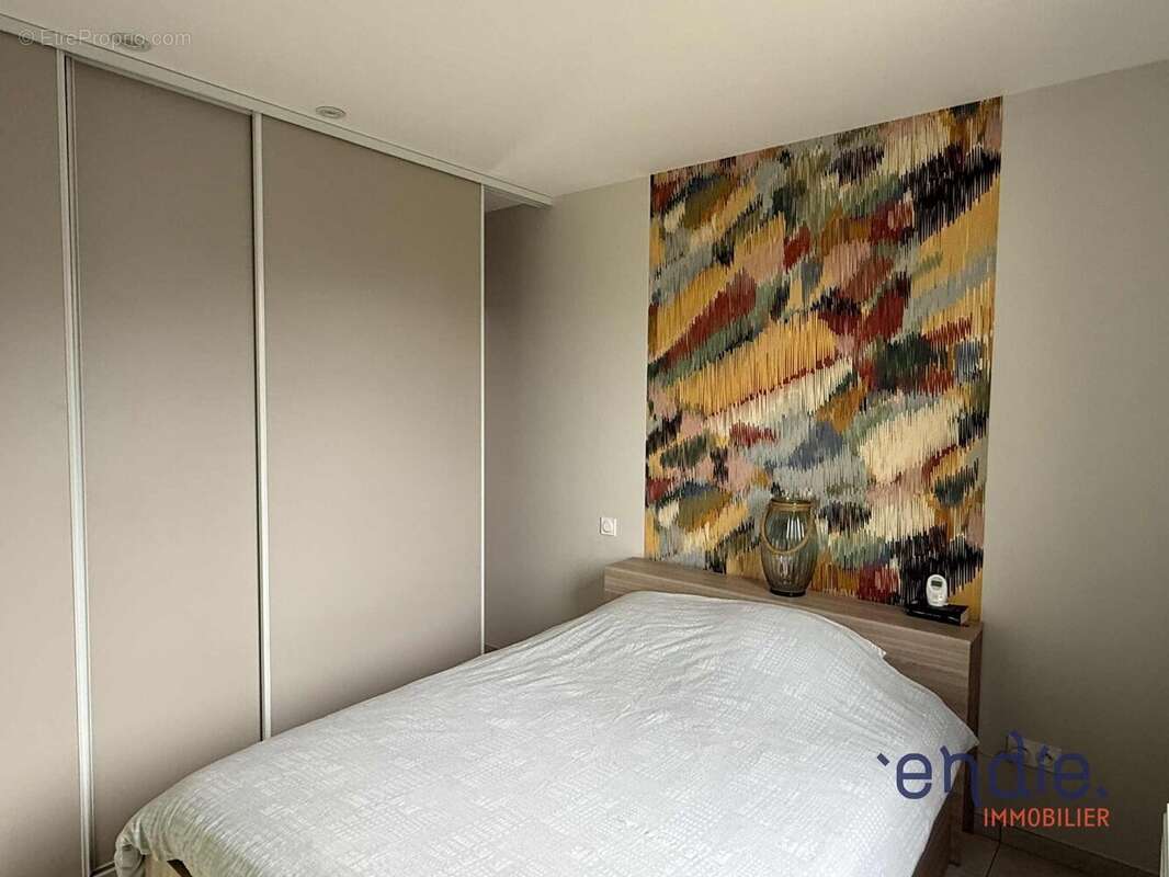 Maison à THIEL-SUR-ACOLIN