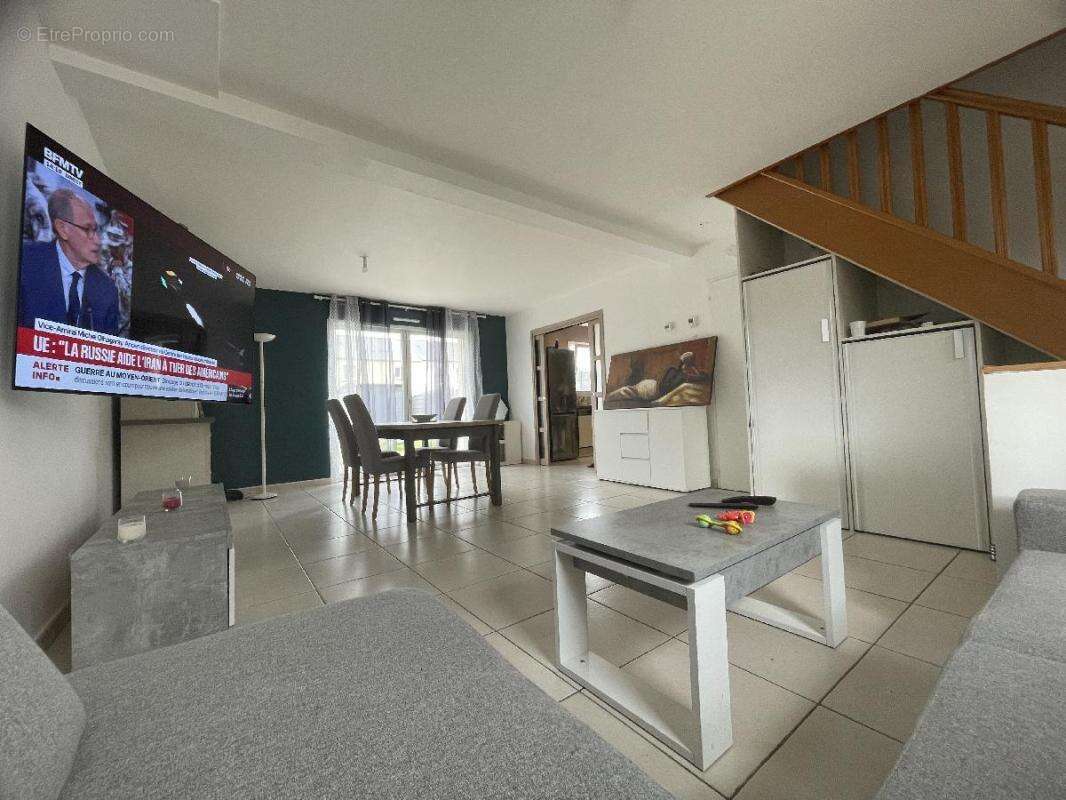 Maison à SAINTE-LUCE-SUR-LOIRE