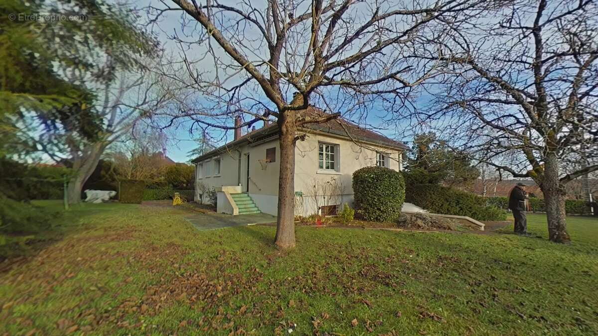 Maison à SAUVIGNY-LES-BOIS