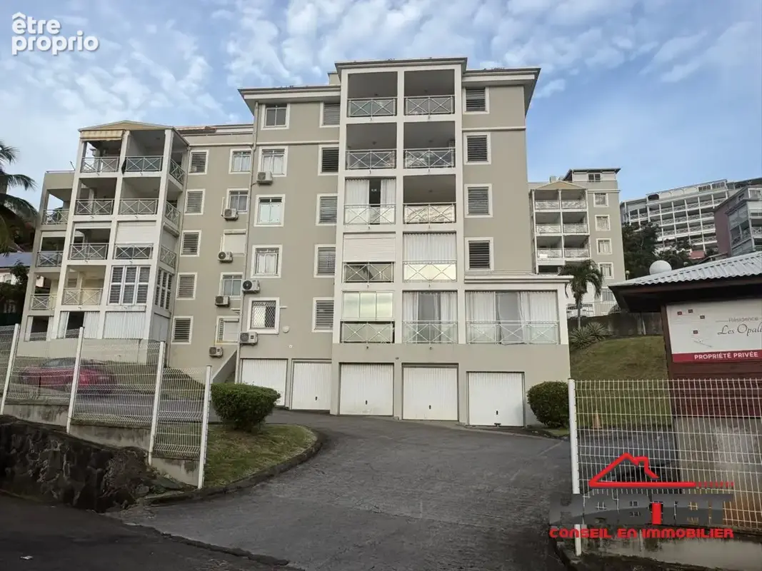 Appartement 2 pièces 33 m² à vendre à Fort-De-France (97200) - photo 2