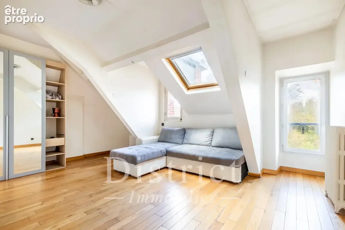 Saint-Maurice – Demeure de charactère de 617m² avec dépendance - photo 12