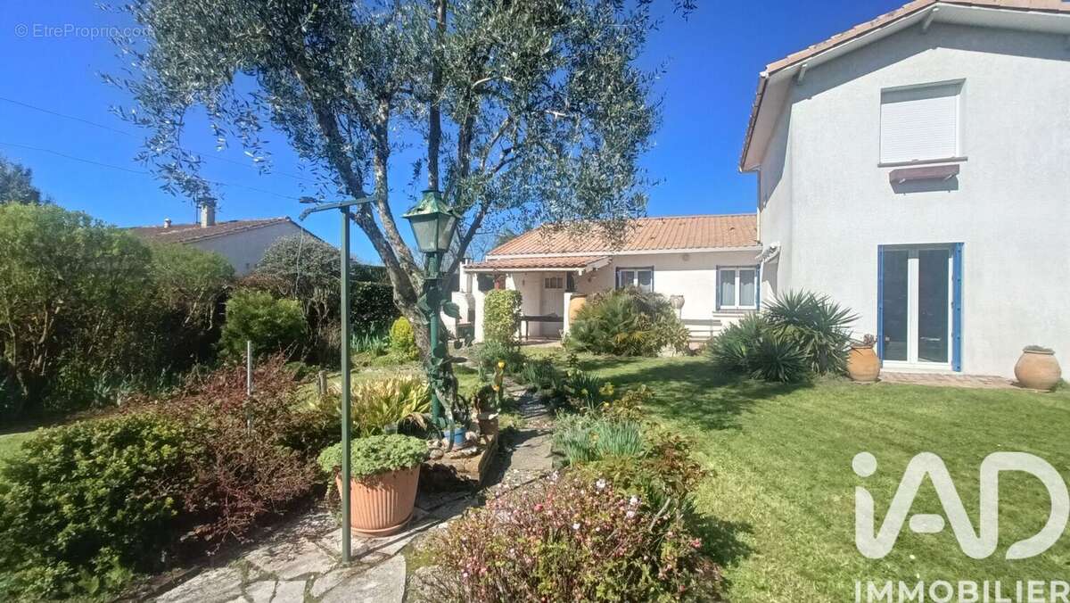 Photo 2 - Maison à ARSAC