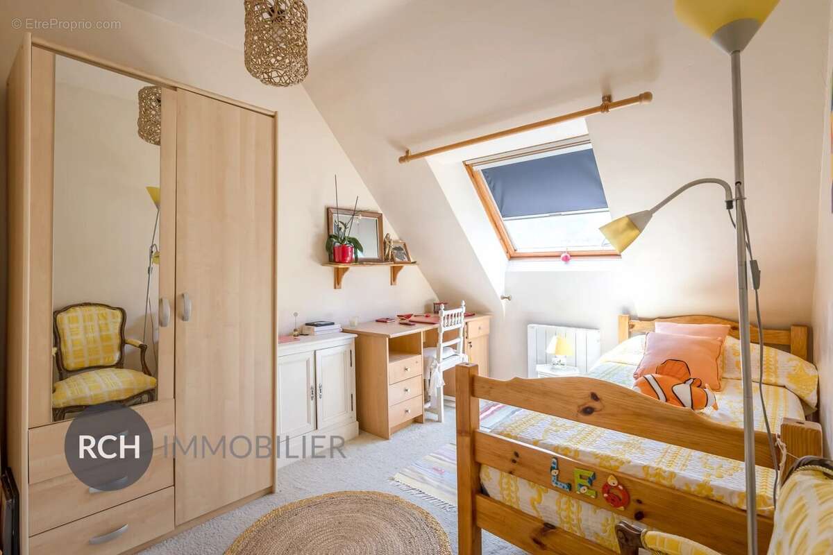 Maison à LE PERRAY-EN-YVELINES