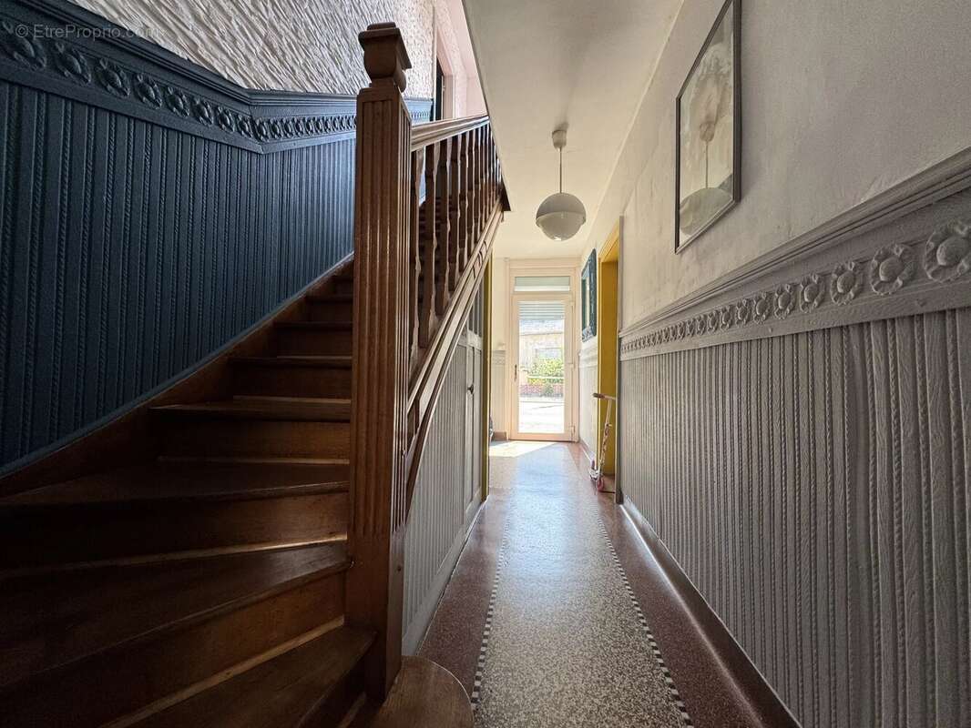 Maison à WALINCOURT-SELVIGNY