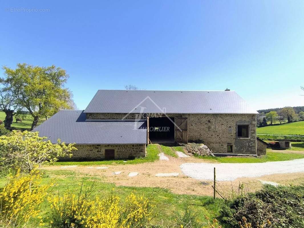 Maison à GOUTTIERES