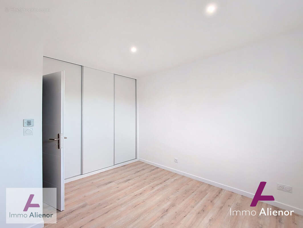 Maison à LE BARP