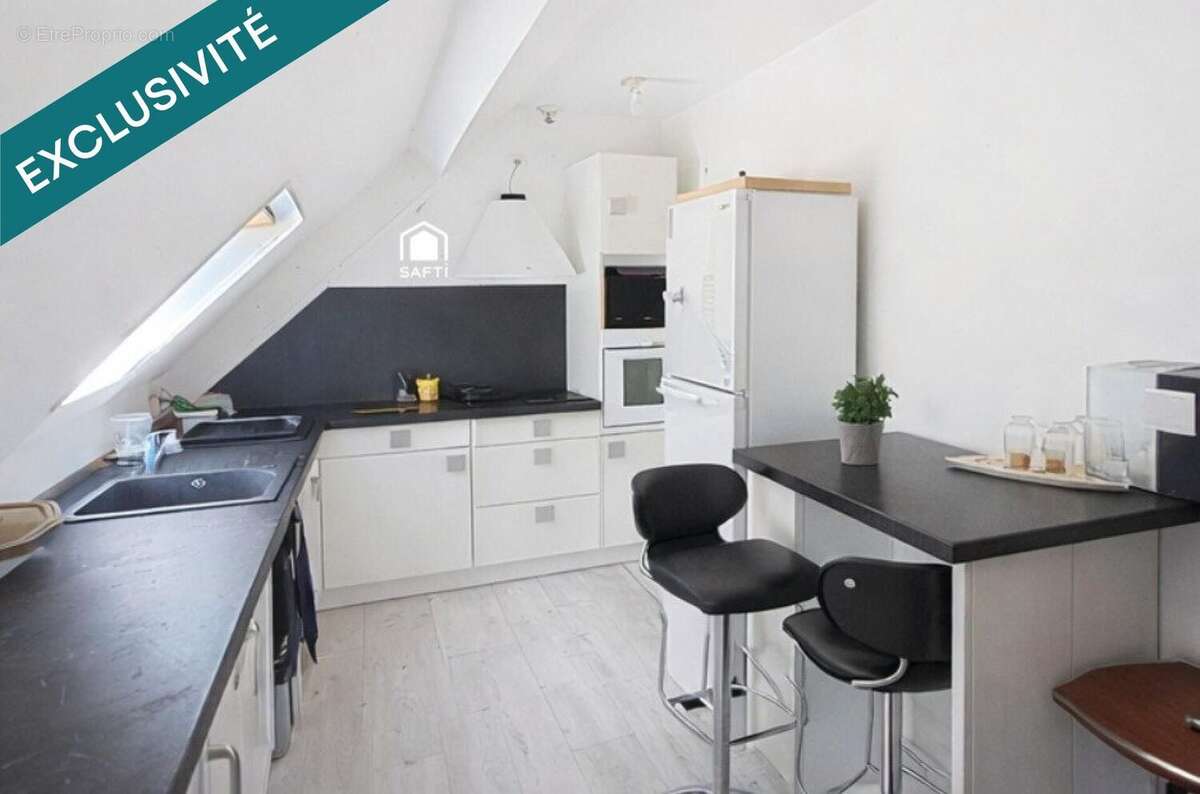 Appartement 40 m² à Saint-Clair-De-La-Tour  - photo 4
