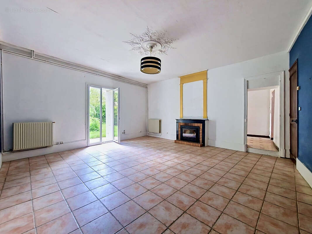 Maison à VARCES-ALLIERES-ET-RISSET