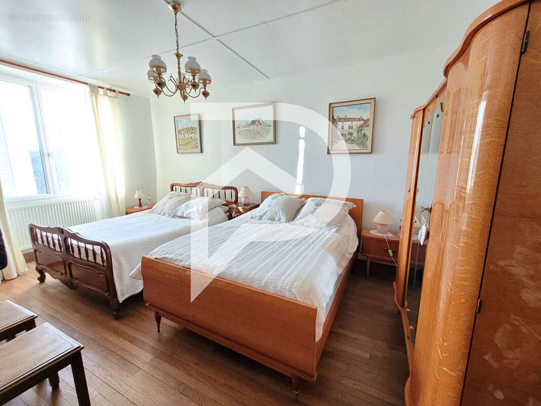 Maison à AUBEPIERRE-SUR-AUBE