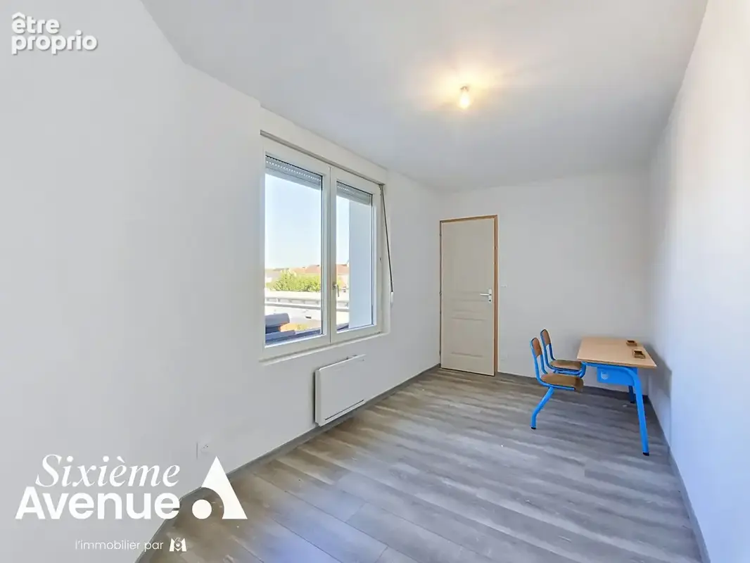 Immeuble avec local commercial et appartement 4 chambres - photo 7