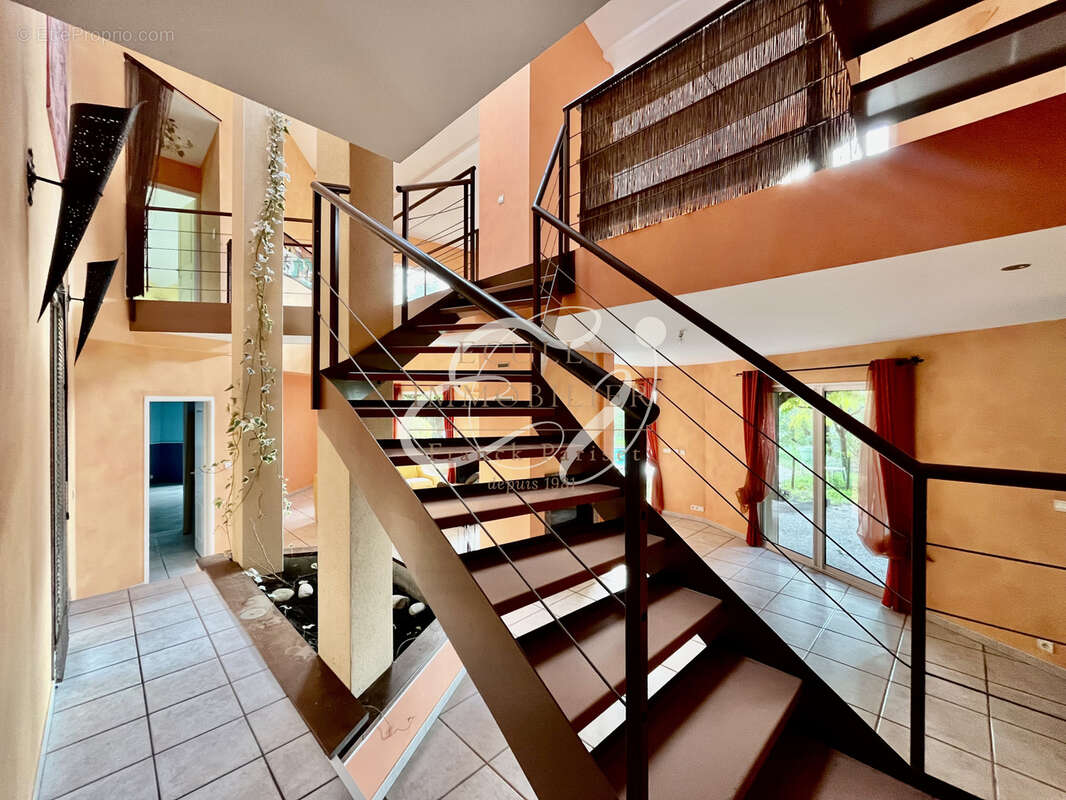 Maison à DARDILLY