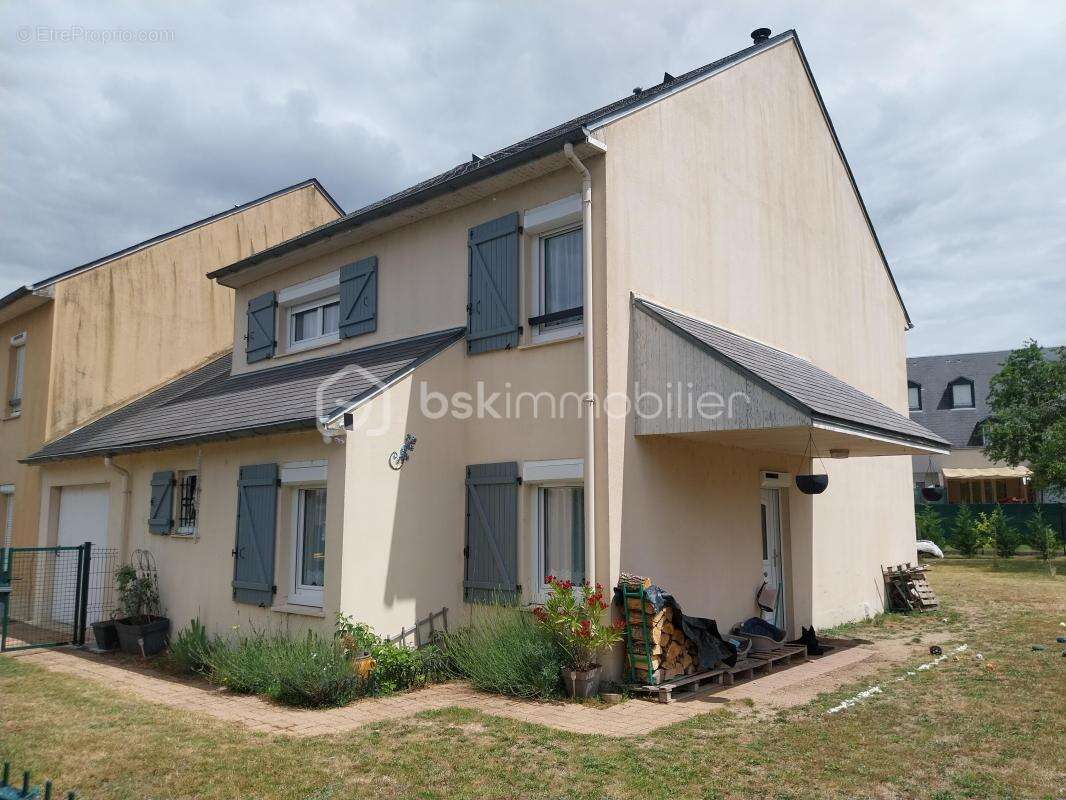 Maison de 101 m2 avec 4 chambres - Terrain de 527 m2 à Sully sur Loire - photo 3