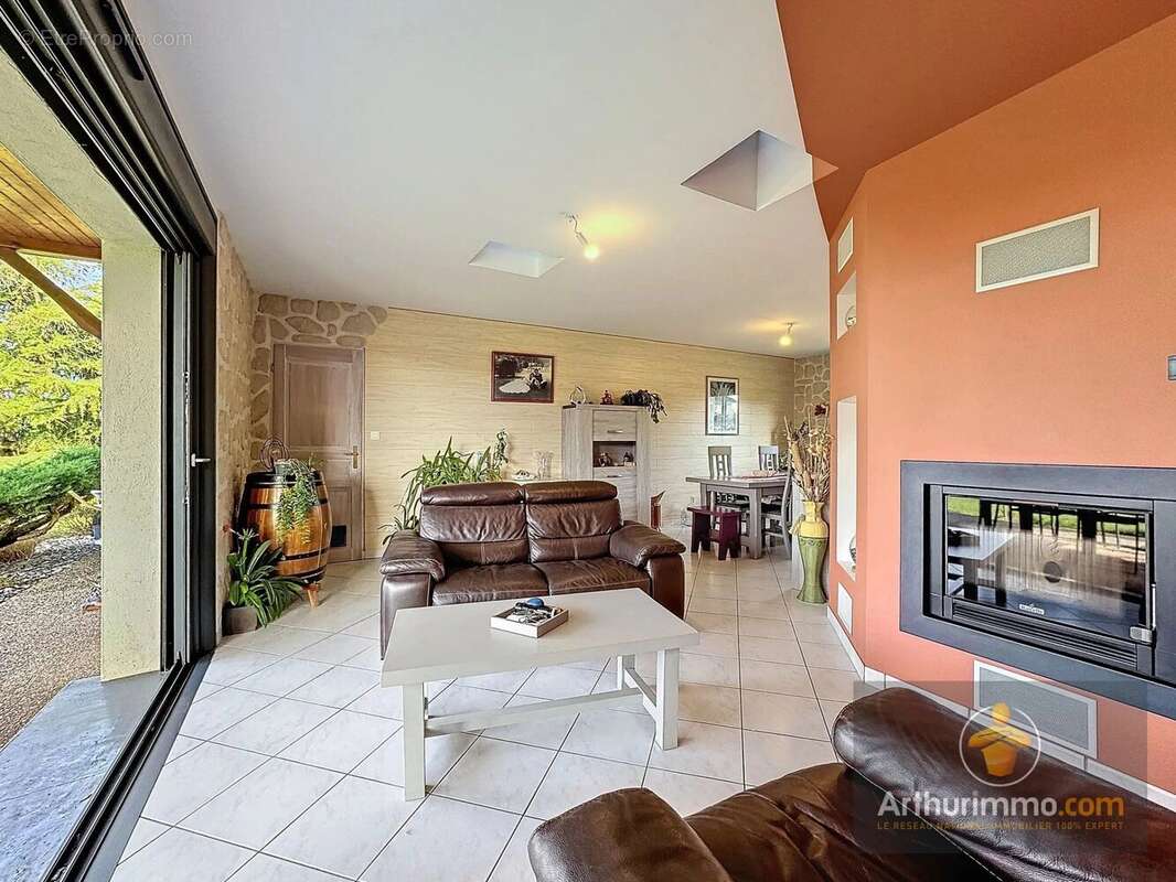 Maison à SAINT-SAVIN