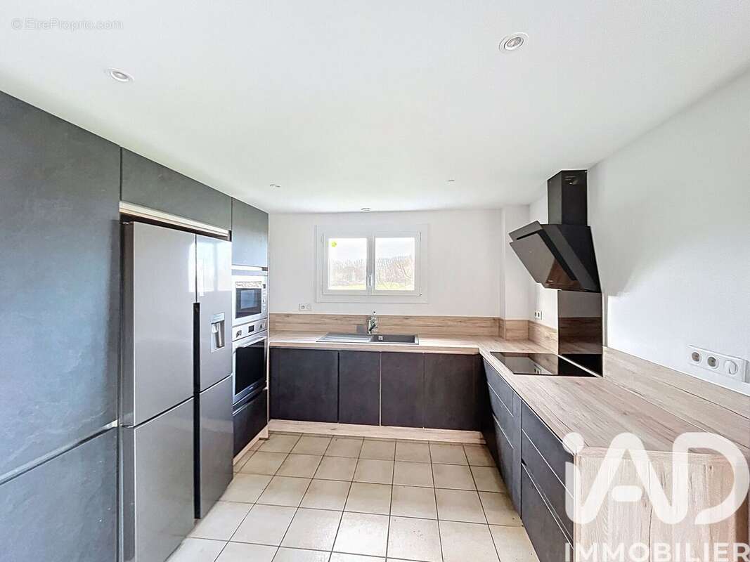 Maison 94 m² à Prechacq-Les-Bains  - photo 3