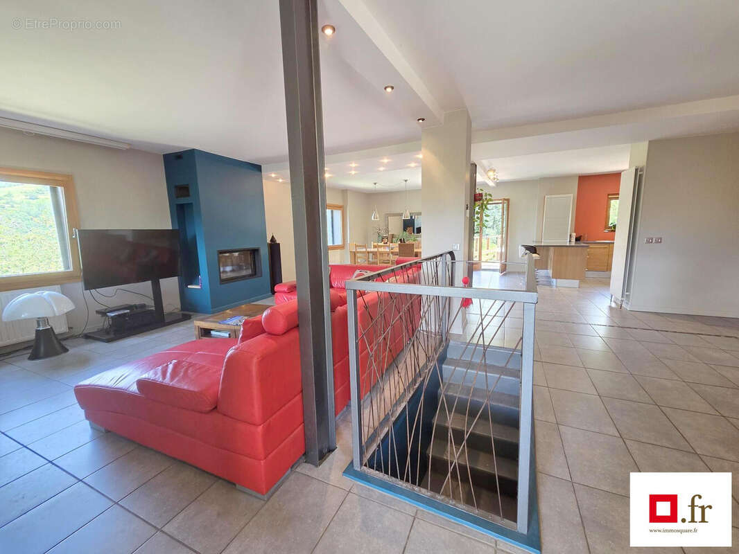 Maison à LE CHAMP-PRES-FROGES