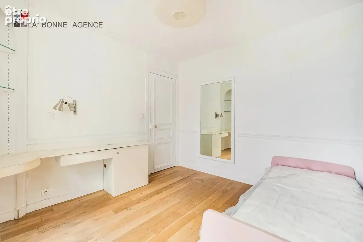 Bel appartement avec grande pièce de vie et deux chambres - photo 8