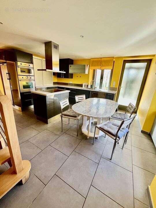 Maison à LUXEUIL-LES-BAINS