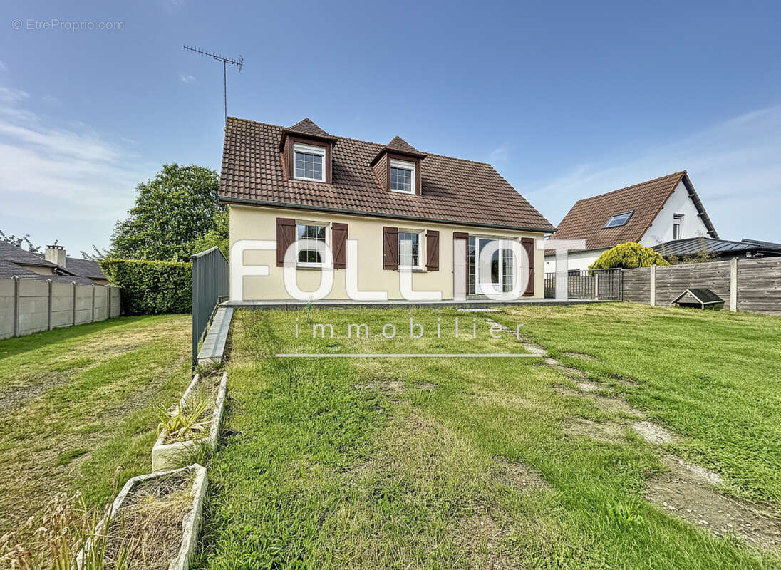 Maison à SAINT-PAIR-SUR-MER