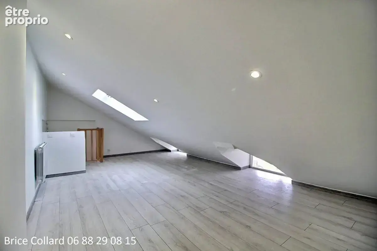 60180 NOGENT SUR OISE Maison de ville 1 chambre et bureau, intégralement rénovée - photo 8