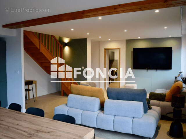 Appartement à SAINT-FRANCOIS-LONGCHAMP