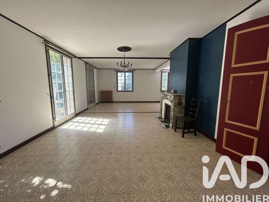 Photo 8 - Maison à CHATENOY-LE-ROYAL