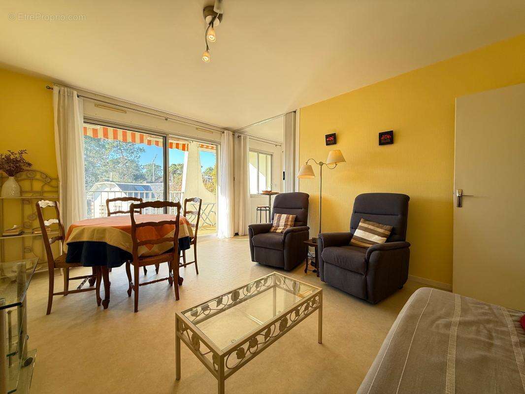 Appartement à SAINT-PALAIS-SUR-MER