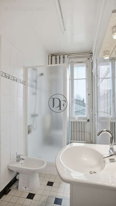 Appartement à FONTAINEBLEAU