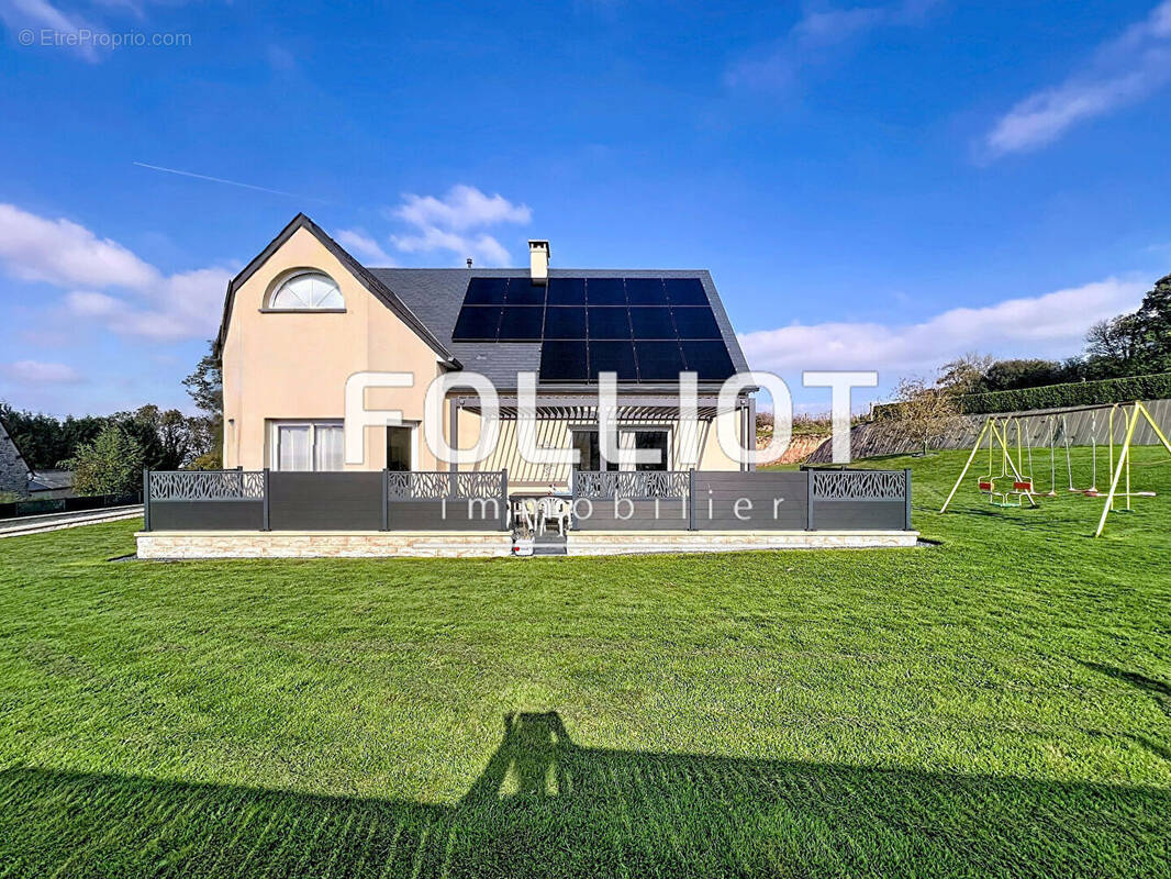 Maison à SAINT-MARTIN-DES-BESACES