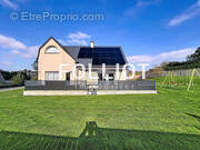 Maison à SAINT-MARTIN-DES-BESACES