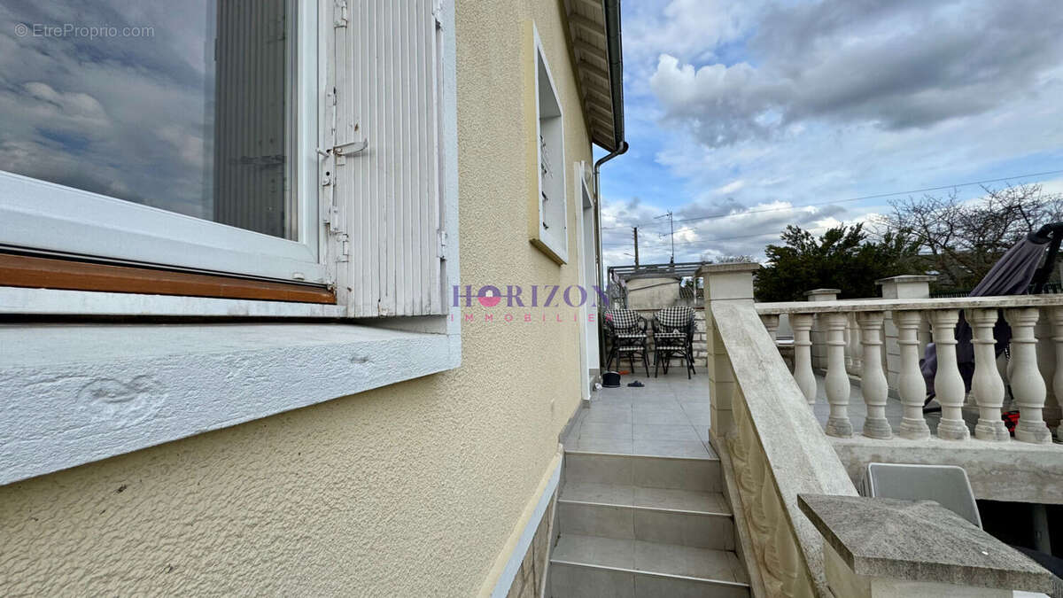 Maison à BEAUMONT-SUR-OISE