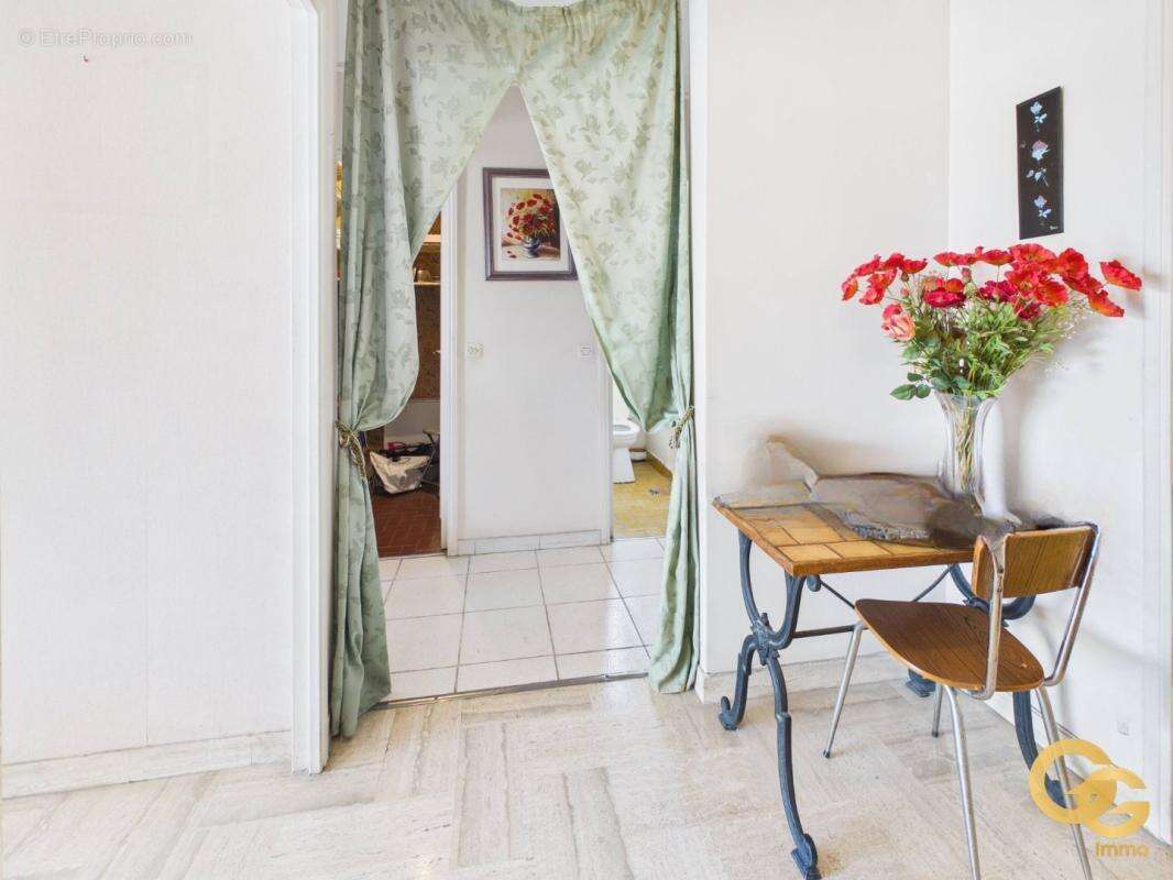 Appartement à LE CANNET