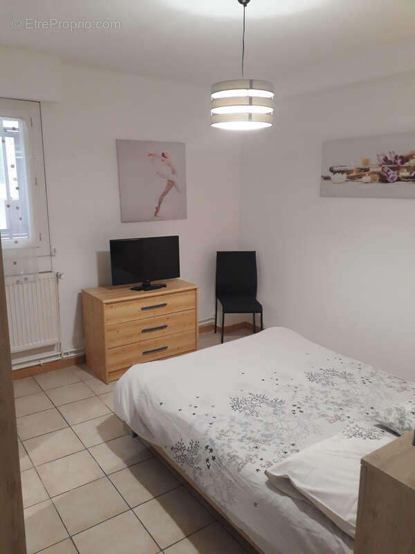 Toulon Haute-ville, T3 avec 2 chambres - photo 8