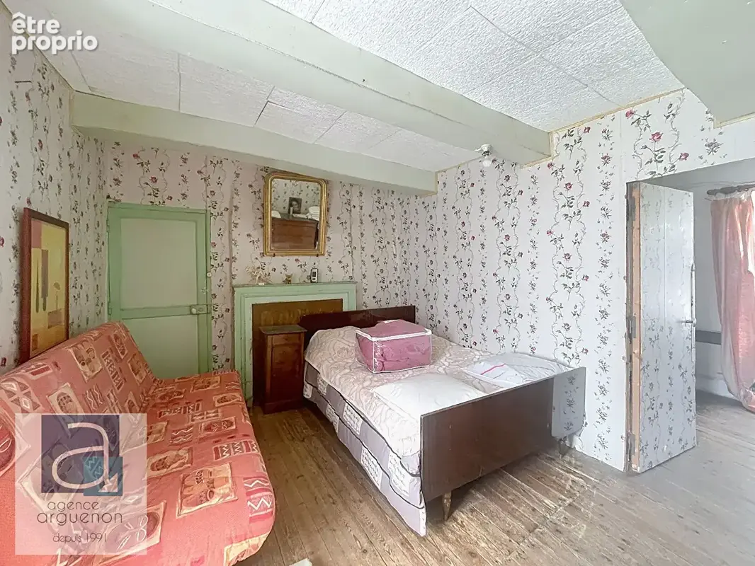 Maison de bourg à rénover avec jardin et dépendances - Le charme authentique de Guenroc - photo 7