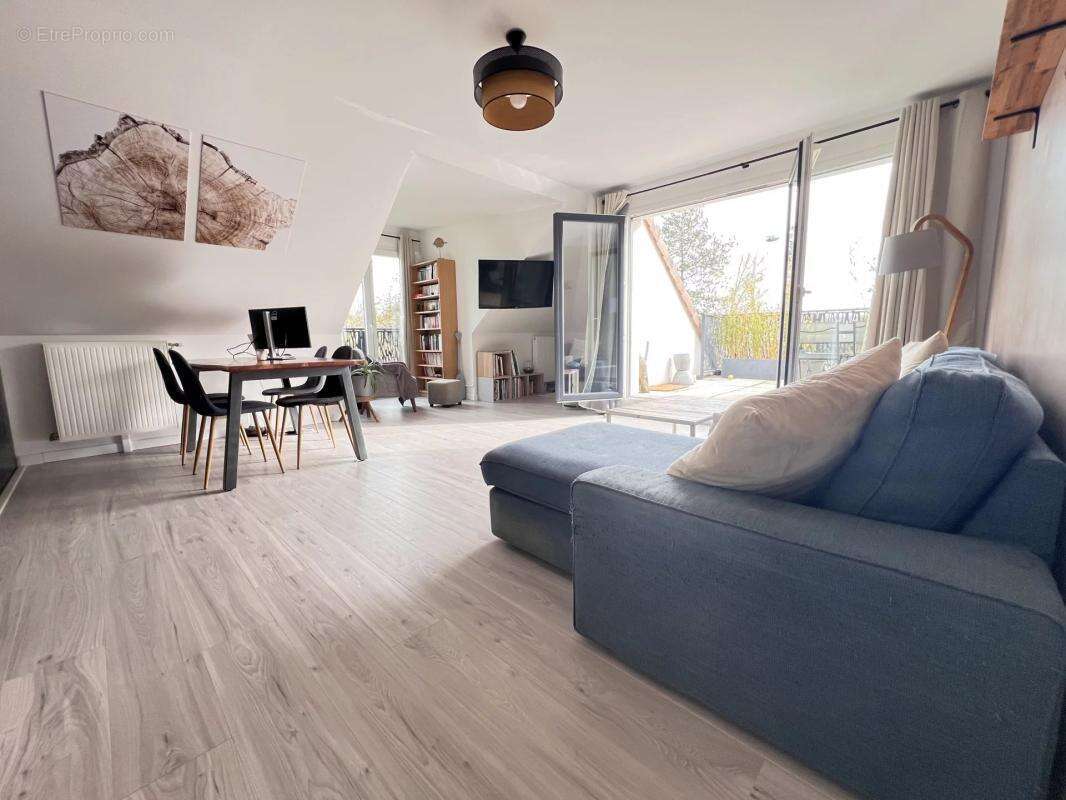 Appartement à ELANCOURT