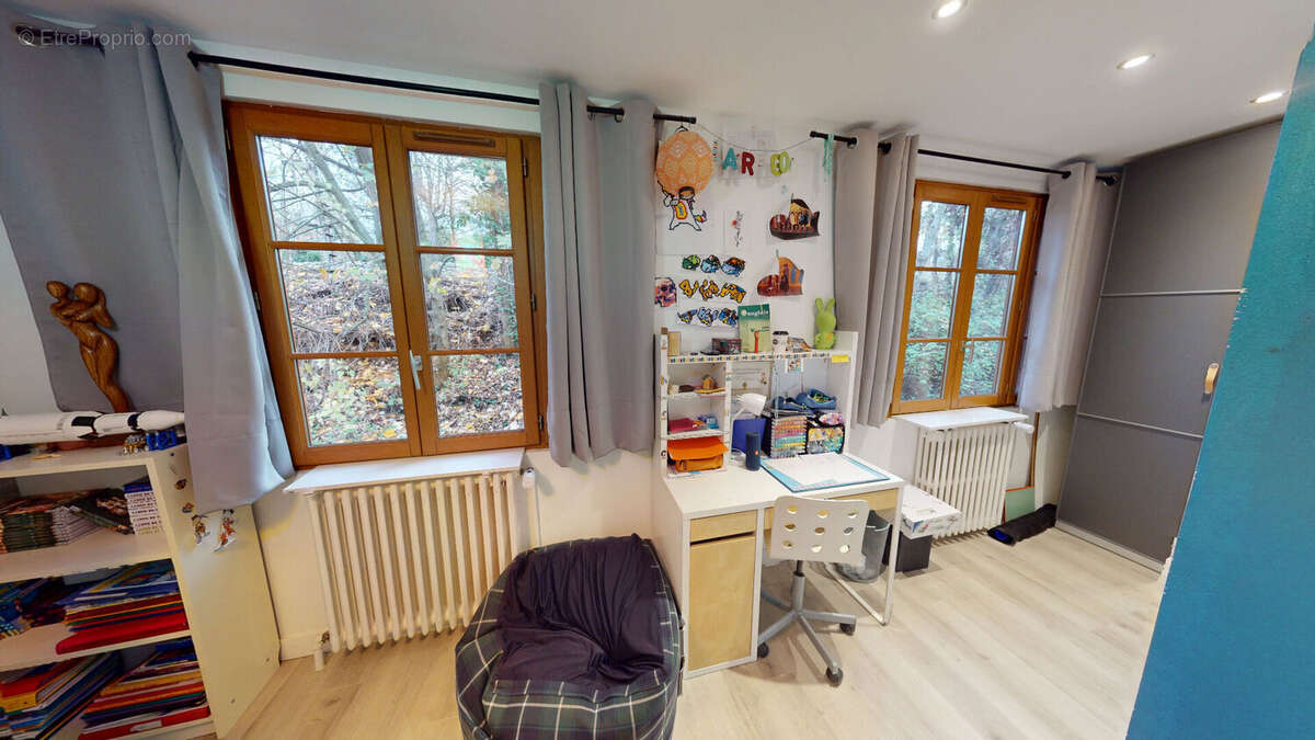 Maison à LOUVECIENNES