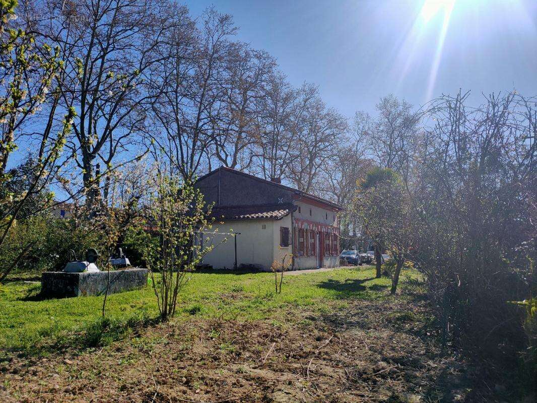 Maison à BAZIEGE