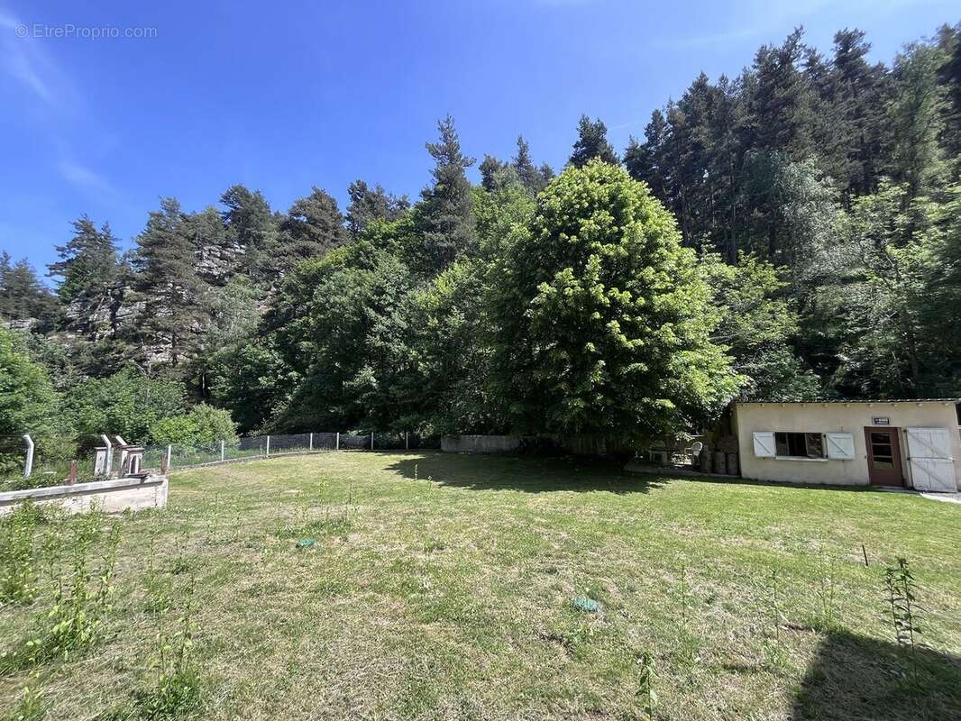 Maison à SAINT-CHELY-D&#039;APCHER