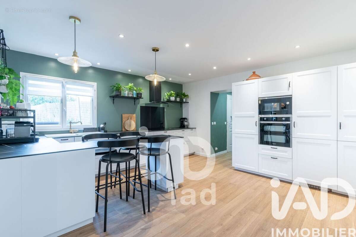 Appartement 114 m² à Triel-Sur-Seine  - photo 2