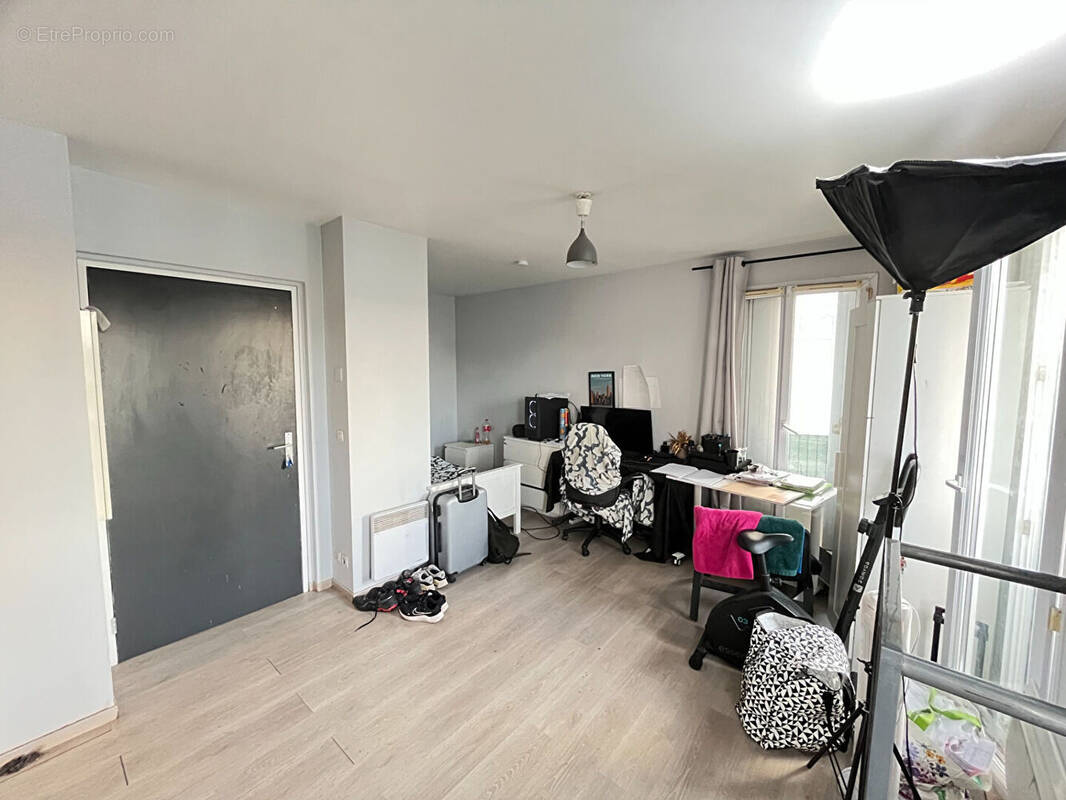 Appartement à AUBERVILLIERS