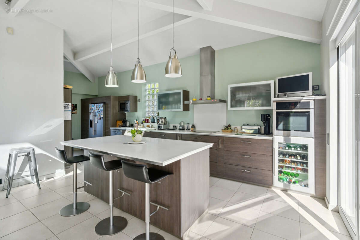 Maison à LE PERREUX-SUR-MARNE