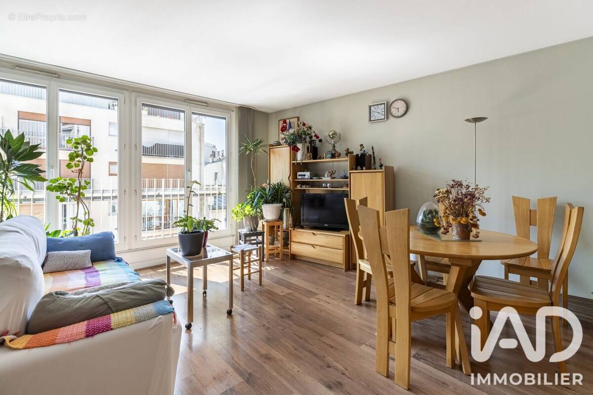 Photo 1 - Appartement à PARIS-19E
