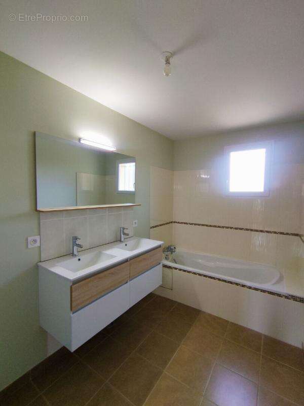 Maison Yzeures Sur Creuse 5 pièces 100 m² - photo 11