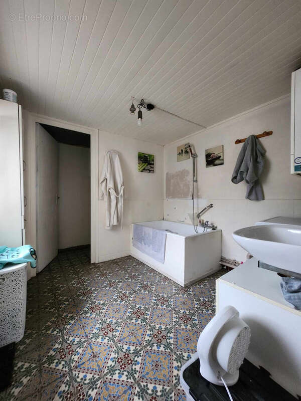 Maison à CALONNE-RICOUART