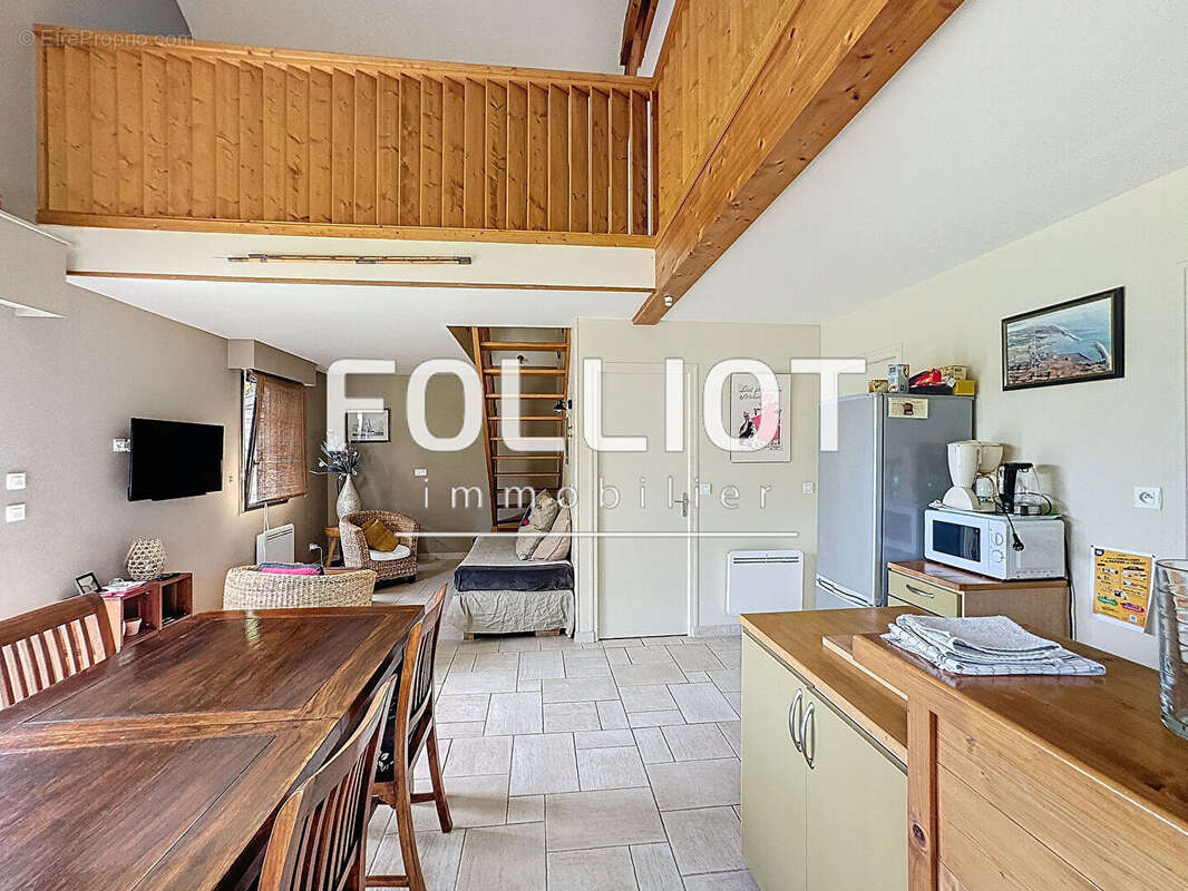 Maison à BLAINVILLE-SUR-MER